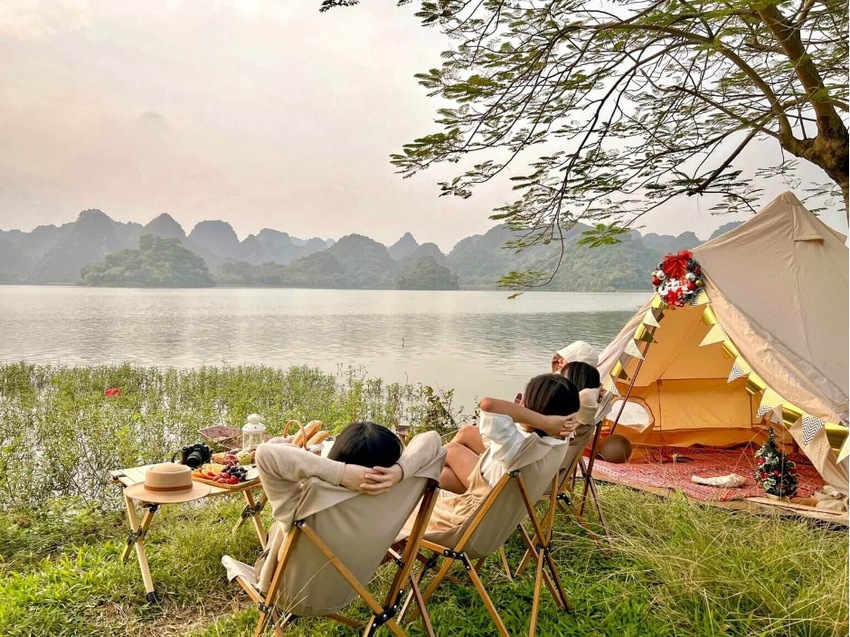 Hầu hết mọi hoạt động ở khu cắm trại qua đêm Medi Thiên Sơn đều diễn ra ngoài trời (Nguồn: Internet)