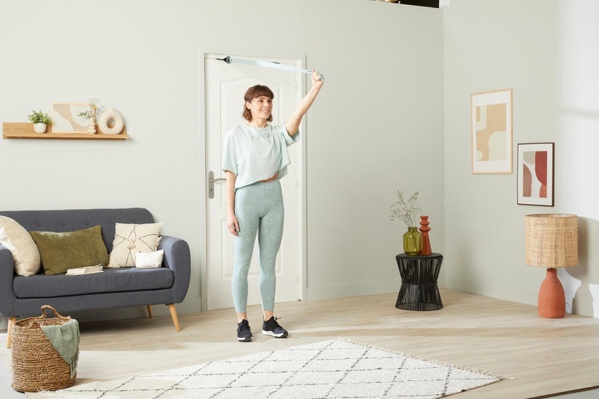 Lựa chọn màu sắc trang phục phù hợp giúp outfit hài hòa, thời trang hơn