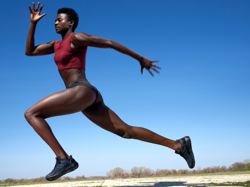 Bạn nên lựa chọn áo bra thích hợp để có sự nâng đỡ và che chắn tốt nhất cho vòng 1 của bạn (Nguồn: Internet)