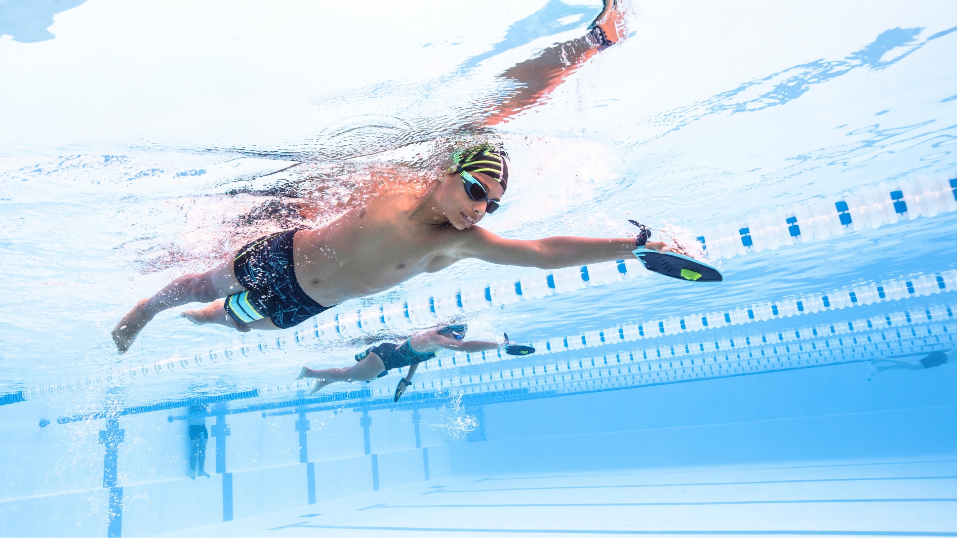 Đi học bơi cần chuẩn bị gì? Checklist 10+ vật dụng không thể thiếu