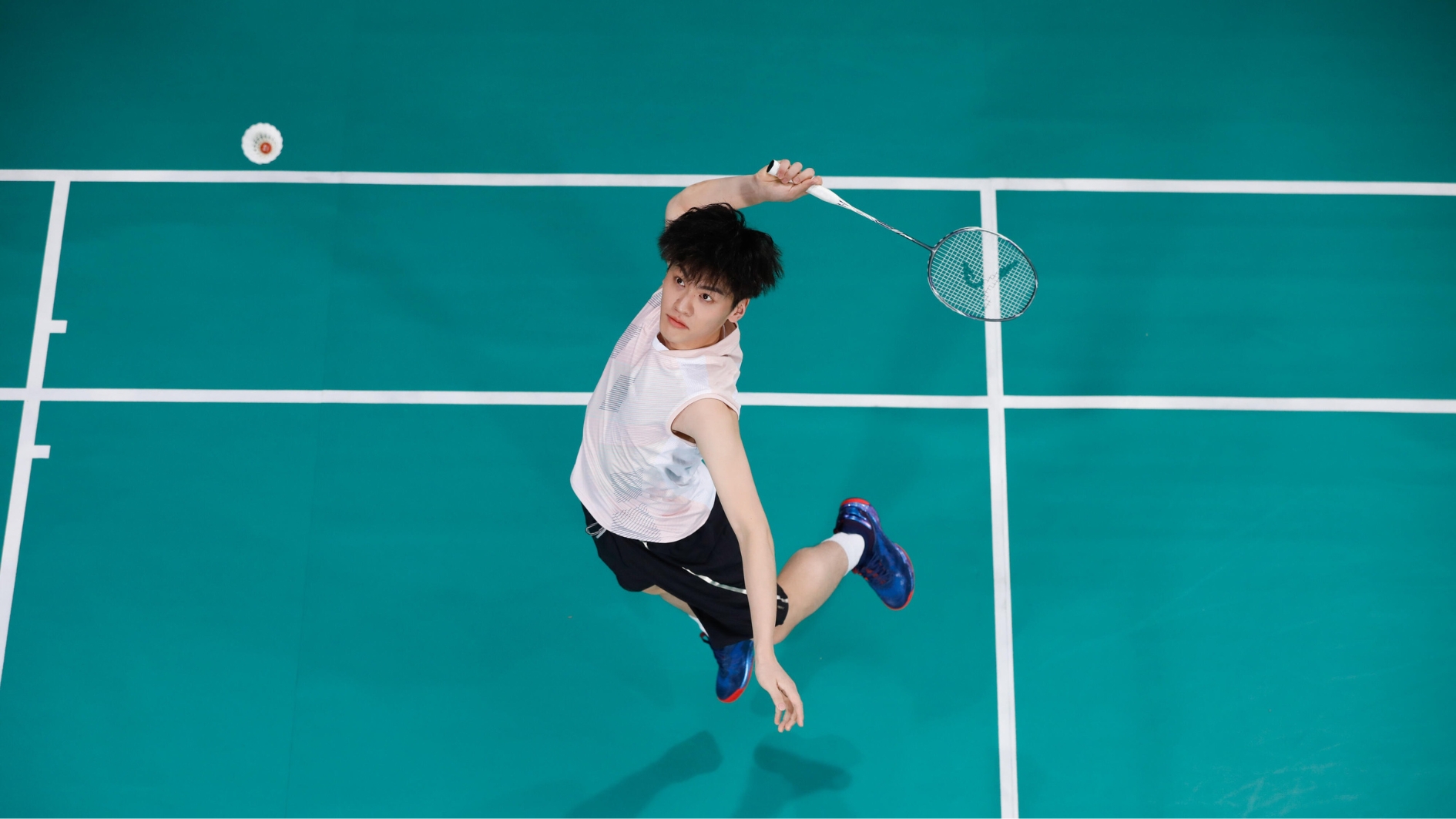 Nên căng vợt cầu lông bao nhiêu Kg? Tư vấn từ chuyên gia