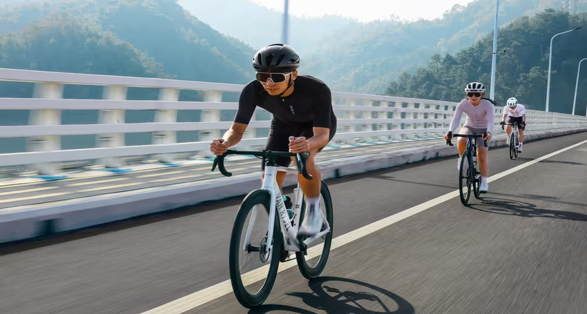 Nên đạp xe vào lúc nào để tăng cường sức khỏe và giảm cân nhanh nhất?