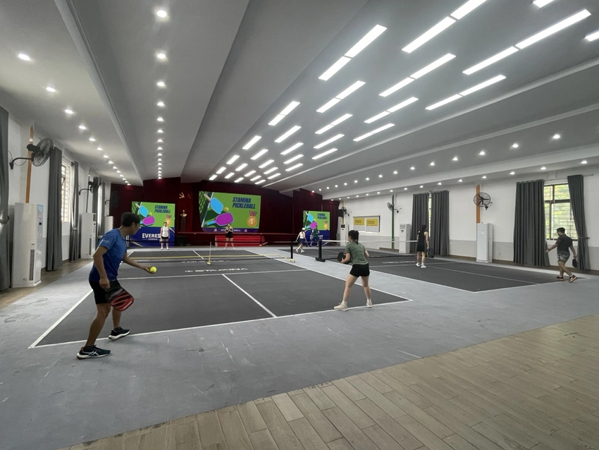 Sân Pickleball Cầu Giấy Stamina là địa chỉ quen thuộc của cộng đồng yêu thể thao