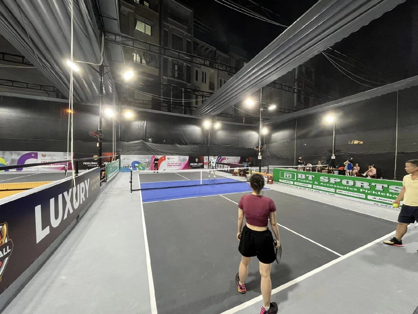 Sân Pickleball Luxury sở hữu hệ thống trang thiết bị hiện đại
