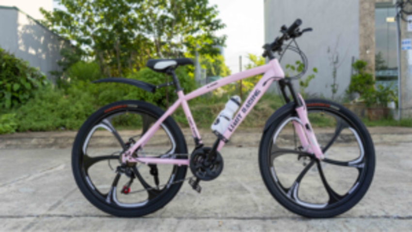 Xe đạp thể thao, địa hình Limit Racing S-200 là dòng xe đạp màu hồng