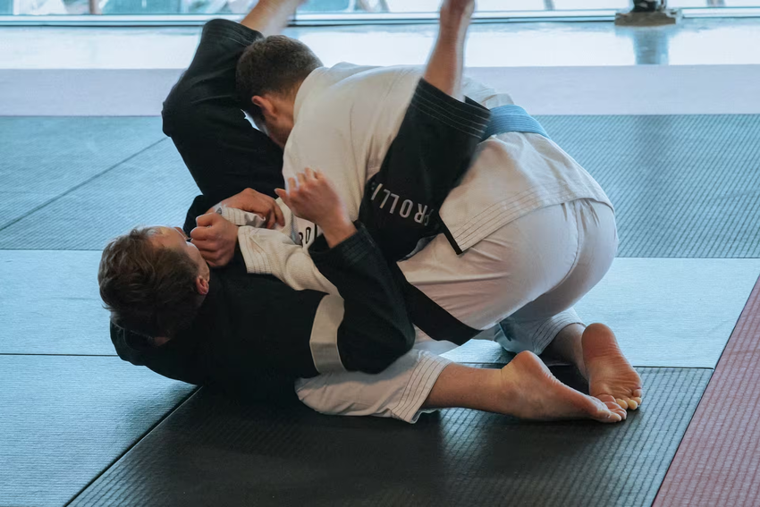 Jiu-jitsu là môn thể thao đòi hỏi sự khéo léo và chiến thuật