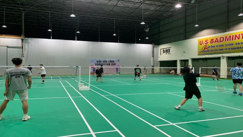 Review chi tiết về sân cầu lông US Badminton Trịnh Văn Bô 