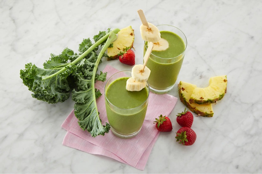 Sinh tố rau củ pha cùng bột whey protein giúp phục hồi cơ bắp, kéo dài cảm giác no