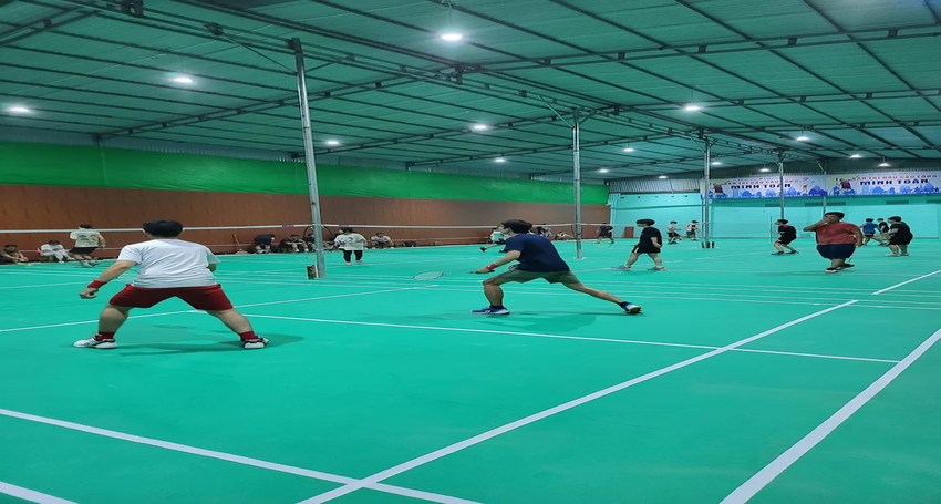 Sân cầu lông Minh Toàn có tốt không? Xem ngay review chi tiết