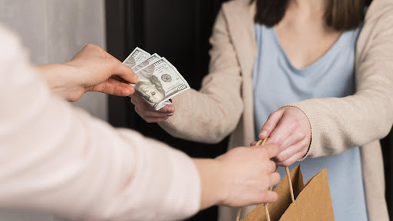Giao dịch trực tiếp giúp bạn tránh rủi ro mua phải hàng giả
