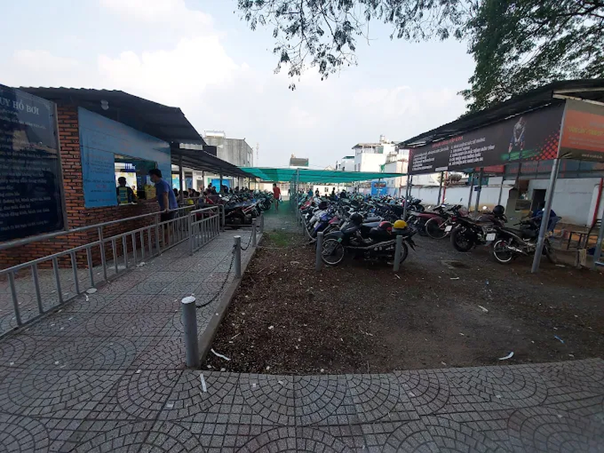 Khu vực để xe rộng rãi