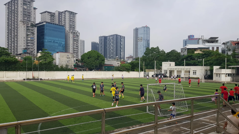 Sân bóng đá Hoàng Cầu: Quy mô, giá vé và cách đặt lịch