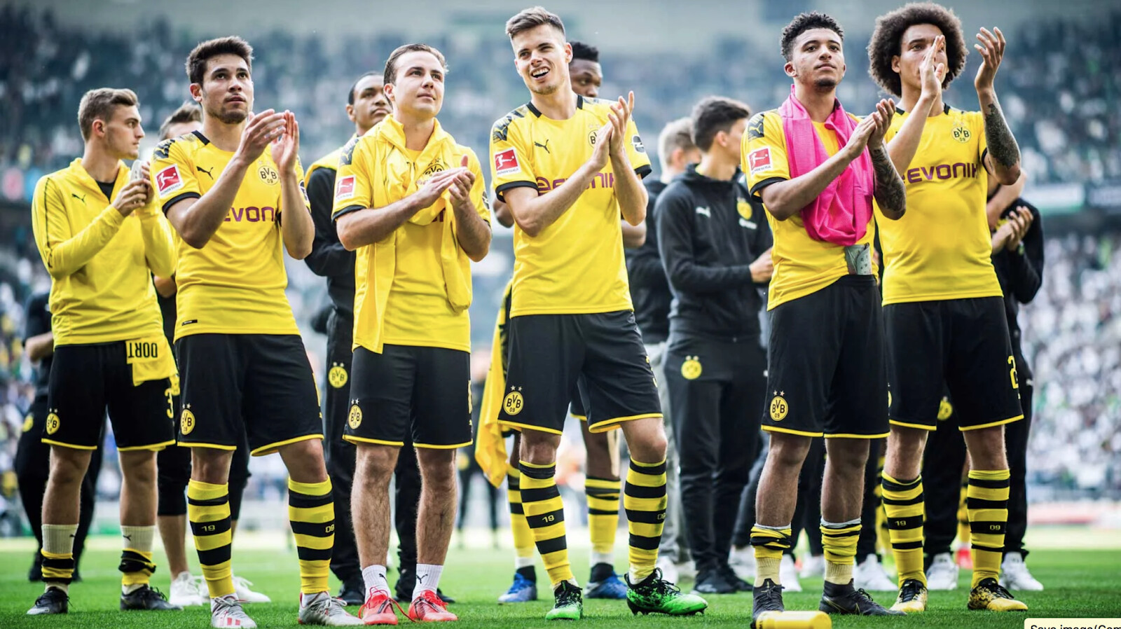 Borussia Dortmund là đại diện tiêu biểu cho bóng đá Đức với tinh thần cống hiến, phong cách tấn công đẹp mắt