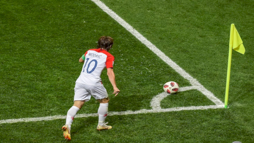 Phạt góc là gì? Tìm hiểu luật và chiến thuật đá phạt góc trong bóng đá