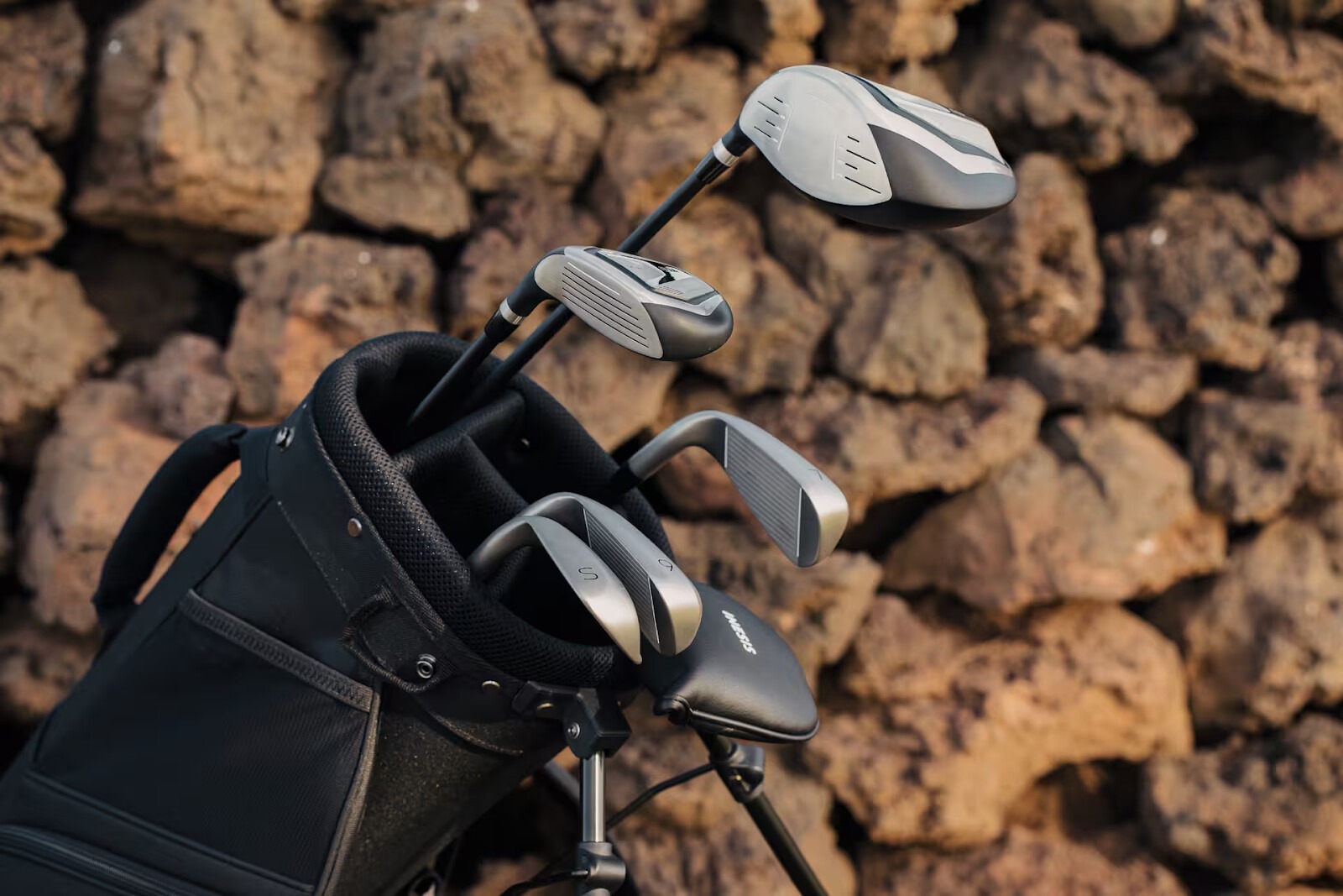 Bộ 6 gậy golf Inesis 100 của Decathlon (Nguồn: Internet)