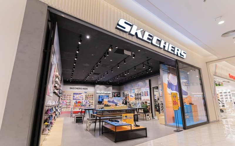 Skechers – Giày thể thao êm ái cho cả gia đình