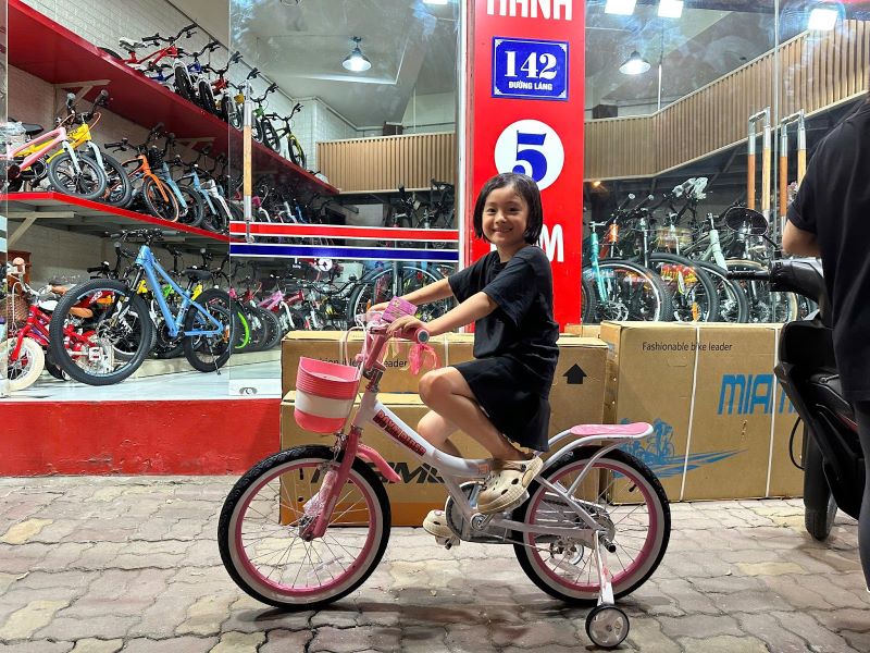 Cửa hàng chuyên cung cấp các dòng xe đạp cho trẻ em và người lớn - Nguồn: Internet