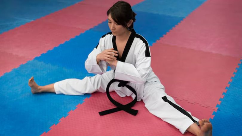 Xoạc chân trong Taekwondo: Hướng dẫn kỹ thuật & Bài tập hiệu quả