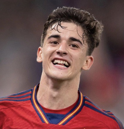 Pablo Martín Páez Gavira (Gavi) nổi bật với khuôn mặt điển trai, dễ thương - Nguồn: Internet