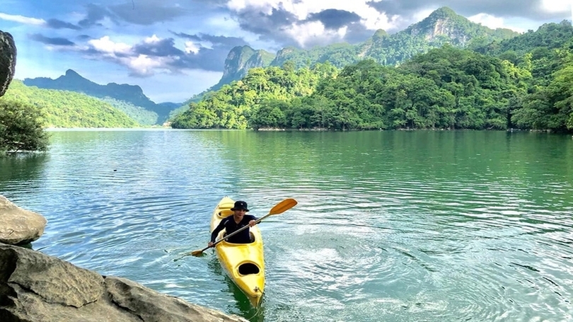 TOP 5 hồ nước ngọt lớn nhất Việt Nam bạn nên biết!