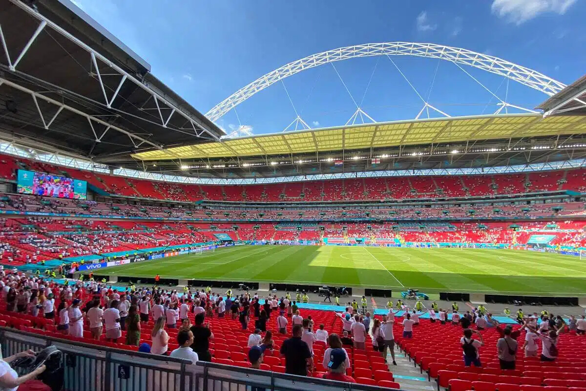 Wembley Stadium là biểu tượng của bóng đá Anh (Nguồn: Internet)