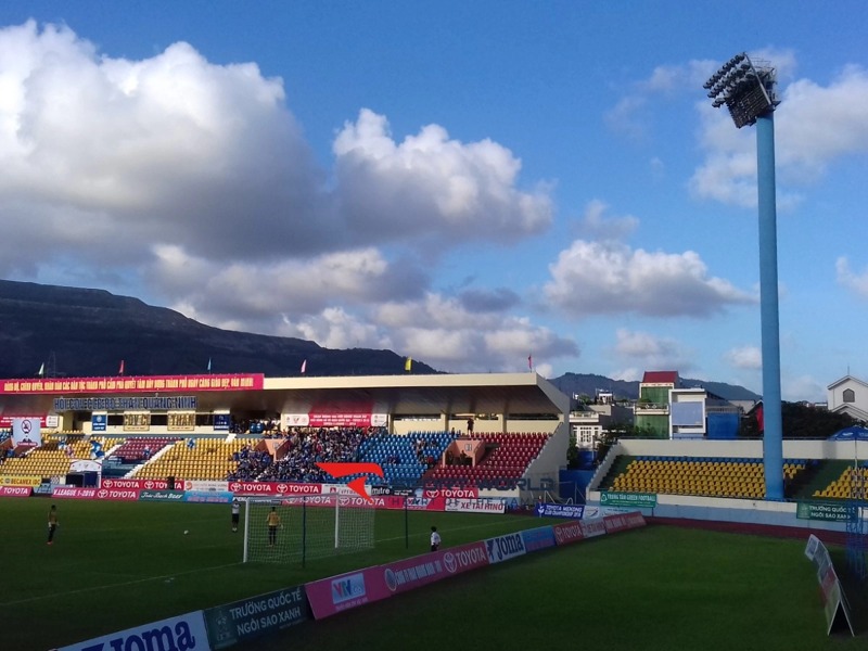 Sân vận động Cao Lãnh