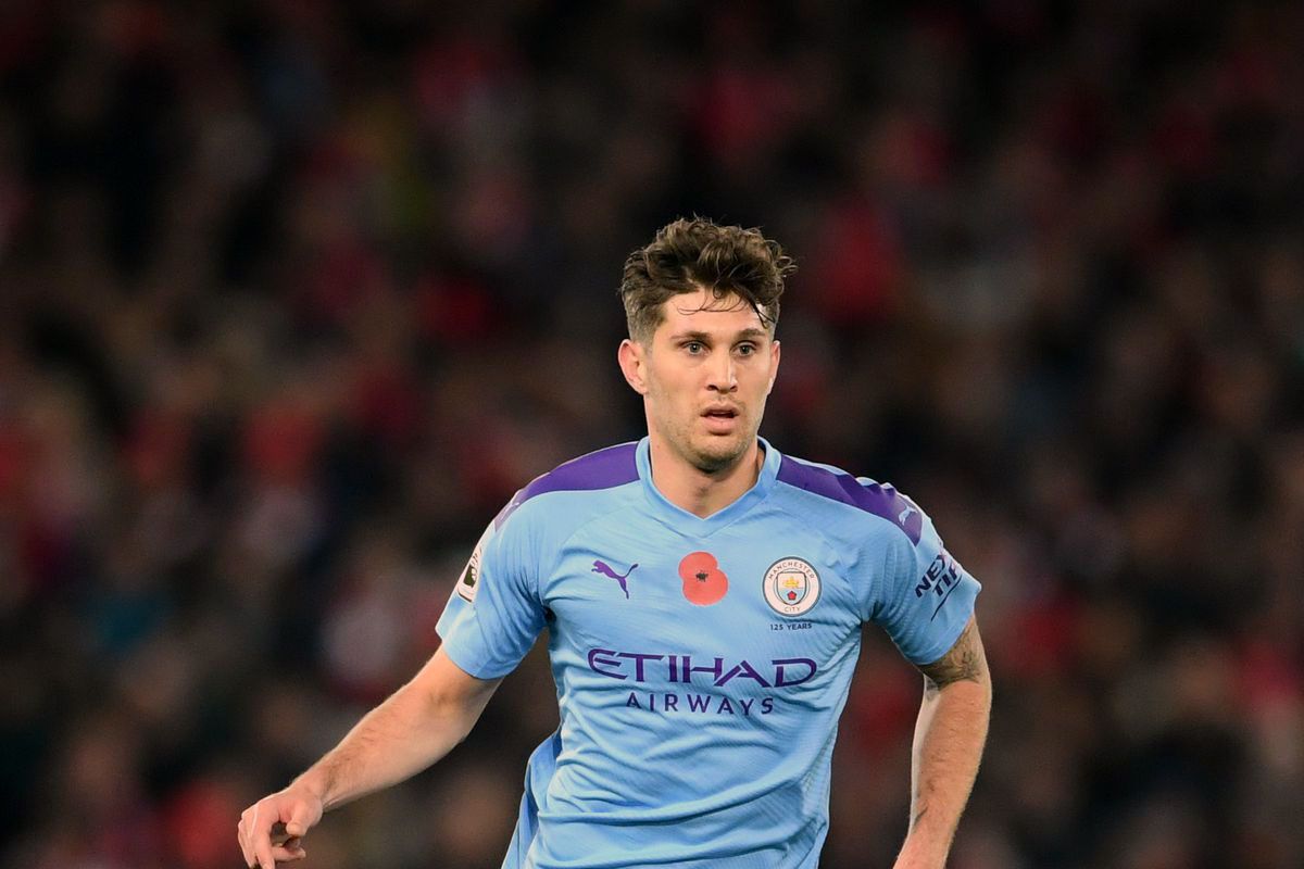 Hậu vệ John Stones – Số 5