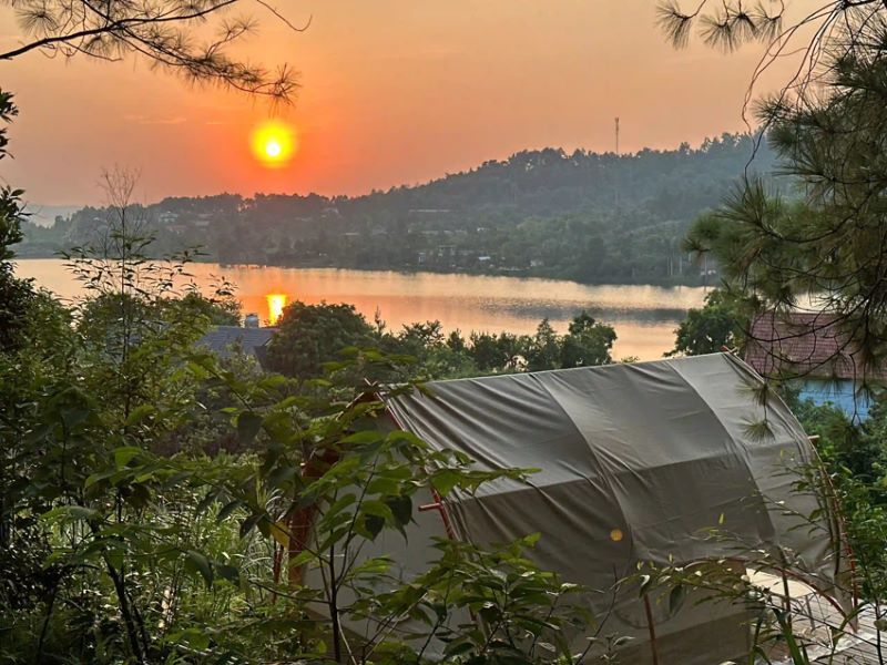 Safari Glamping cách hồ Đồng Đò chỉ 1km