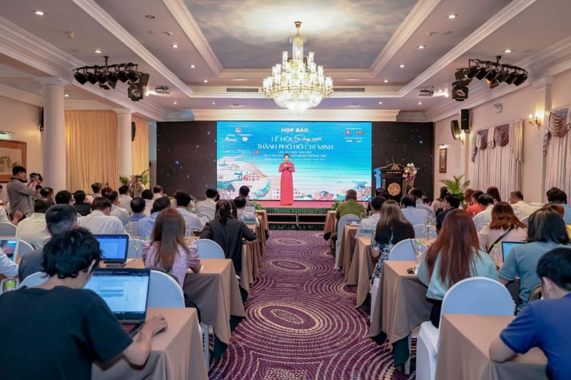 Conferences (Hội thảo)