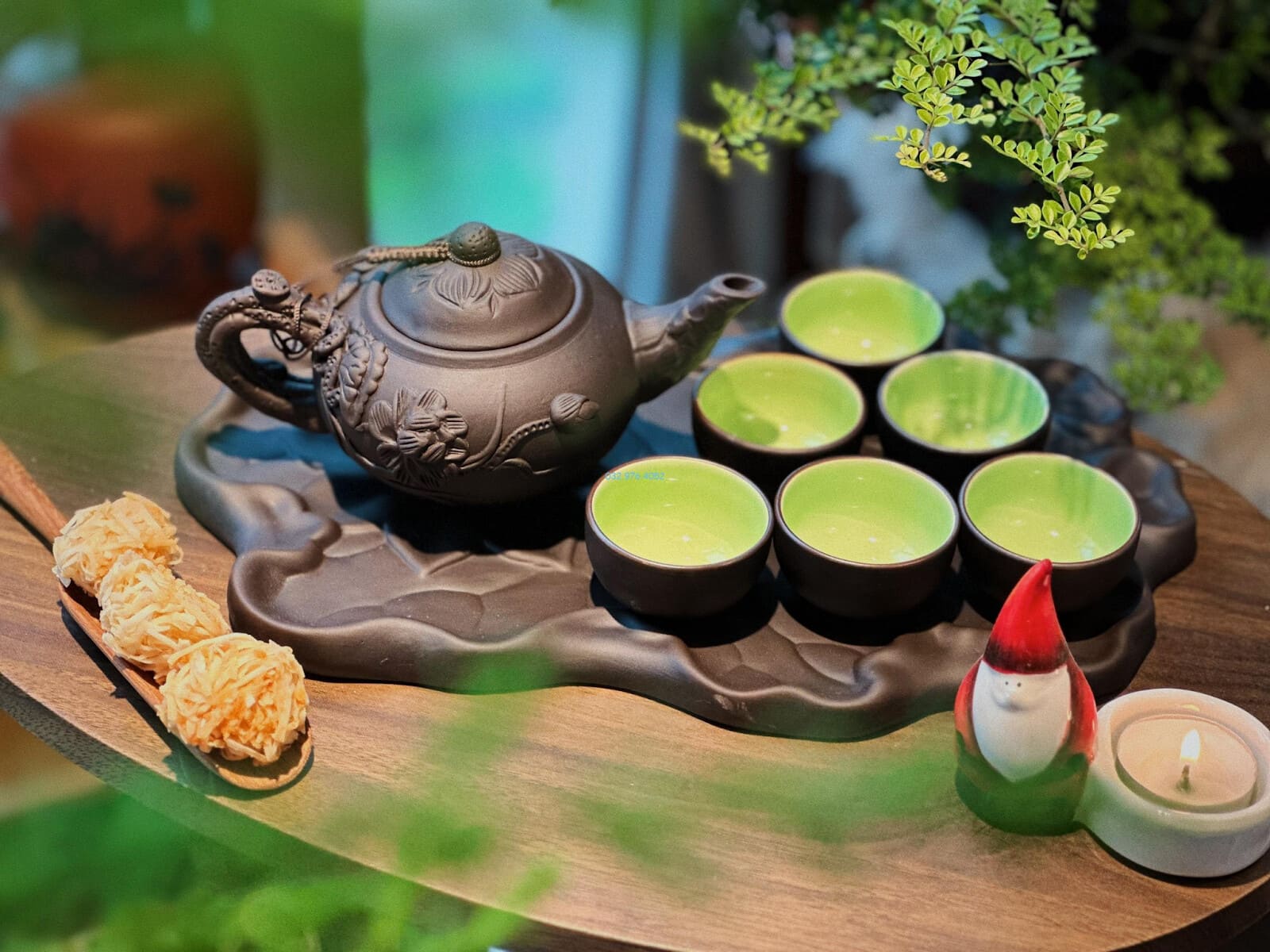 Bộ ấm trà hoặc bộ ly sứ cao cấp