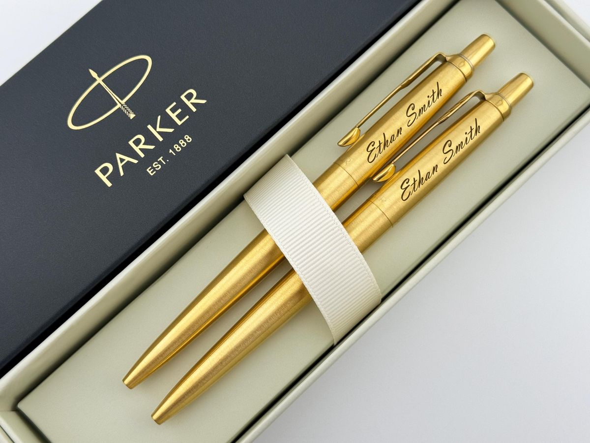 Gợi ý 17+ quà tặng sếp nam thăng chức ý nghĩa và chuyên nghiệp