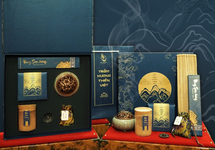 Một bộ quà tặng trầm hương làm quà tặng sếp nước ngoài