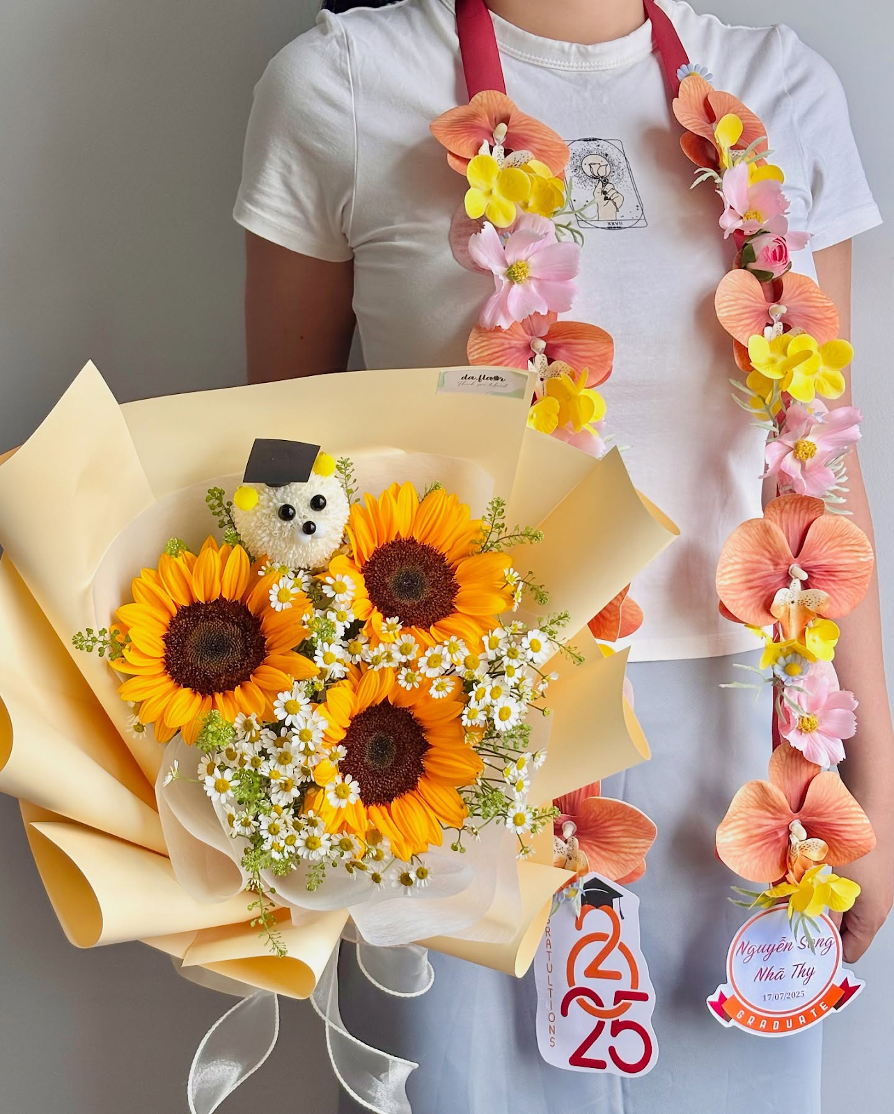 TOP 30++ quà tặng tốt nghiệp đại học, cấp 3 cho nam nữ độc đáo