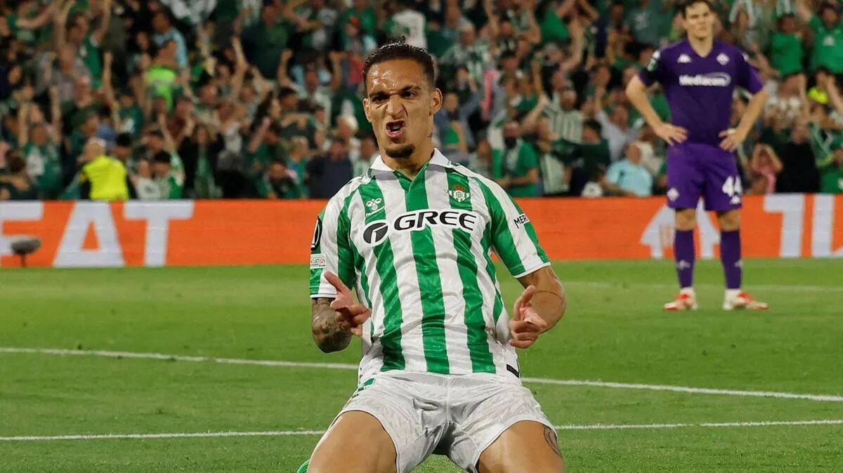 Real Betis đang đứng vị trí thứ 6 trên bảng xếp hạng La Liga - Nguồn: Internet