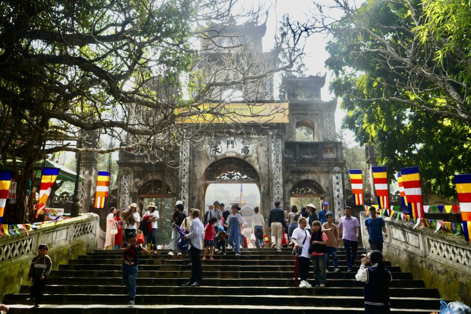 Lễ hội chùa Hương kéo dài 3 tháng (Nguồn: Internet) 