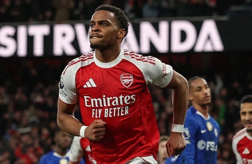 Arsenal đang đứng vị trí đầu bảng tại BXH Premier League - Nguồn: Internet