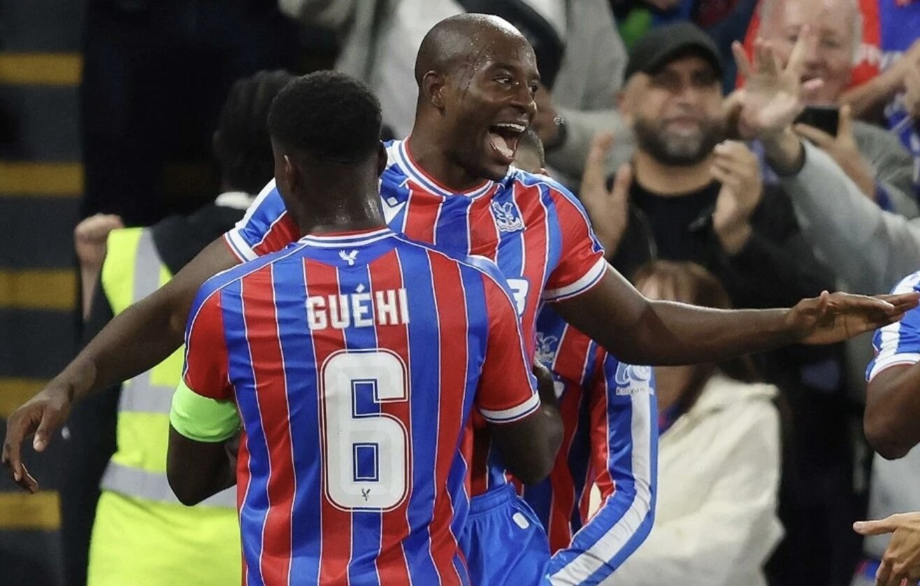 Crystal Palace đang đứng vị trí thứ 14 trên BXH Giải bóng đá Ngoại hạng Anh - Nguồn: Internet