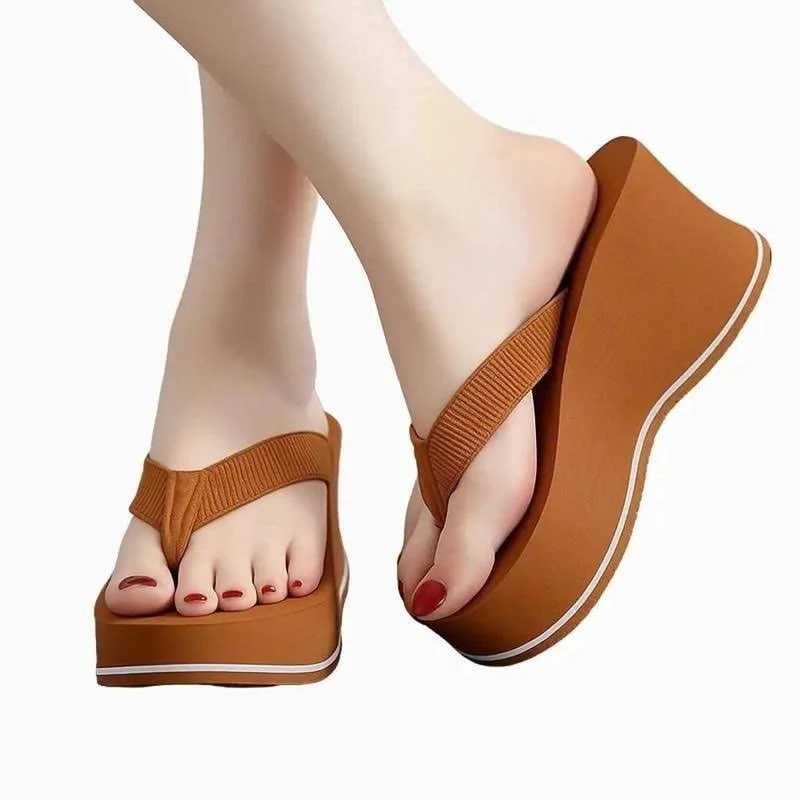Decathlon Dép đi biển cho nữ